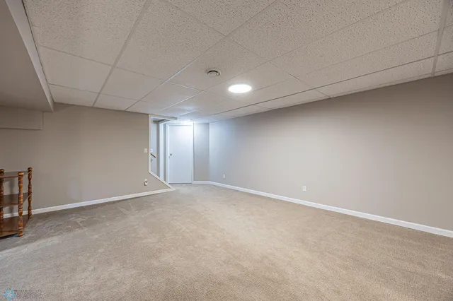 $460,000 | 204 Oxbow Circle, Kindred, ND 58047