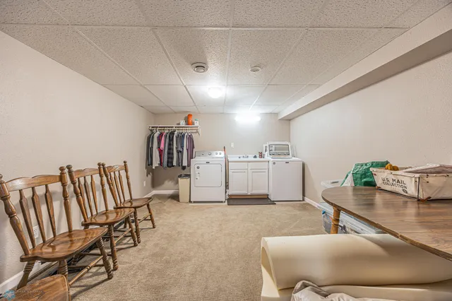 $460,000 | 204 Oxbow Circle, Kindred, ND 58047