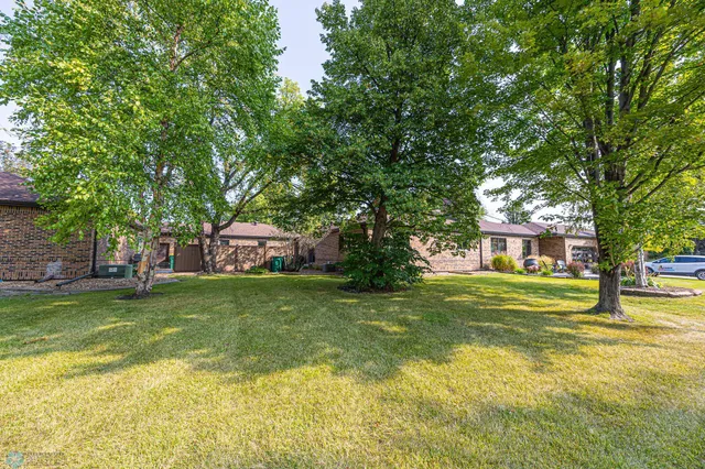 $460,000 | 204 Oxbow Circle, Kindred, ND 58047