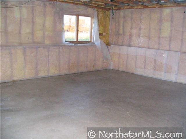 973 La Barge Road Hudson, WI 54016 - Photo 8 of 10 Gallery Image 8