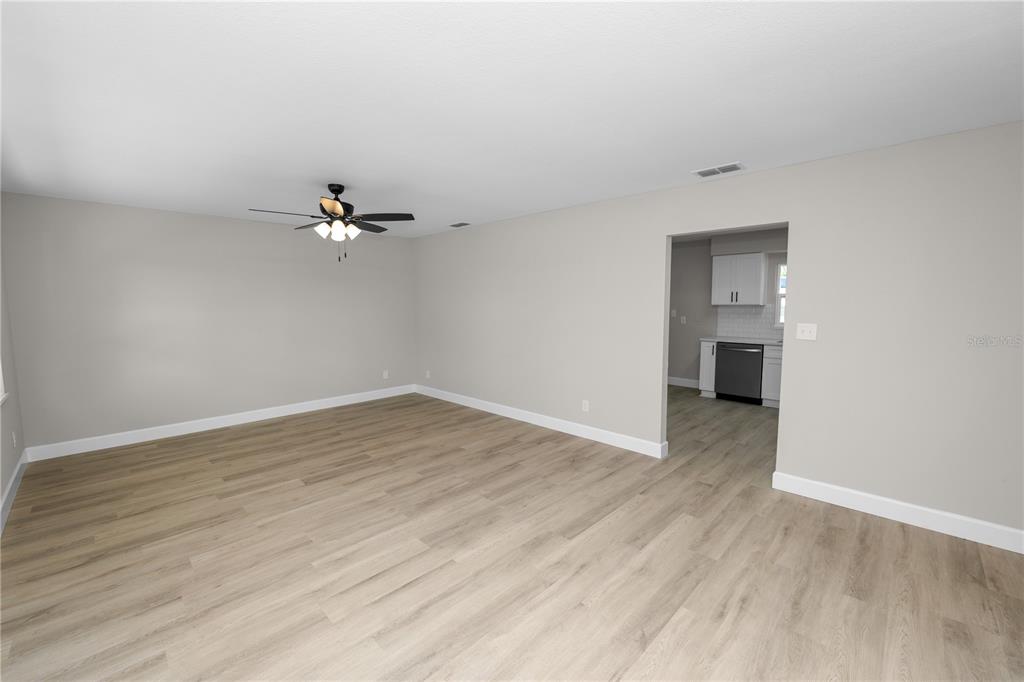 1208 Blake Avenue Auburndale, FL 33823 - Photo 7 of 31