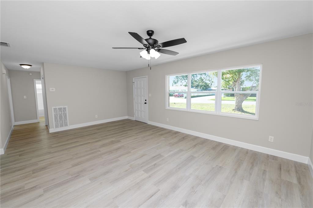 1208 Blake Avenue Auburndale, FL 33823 - Photo 9 of 31