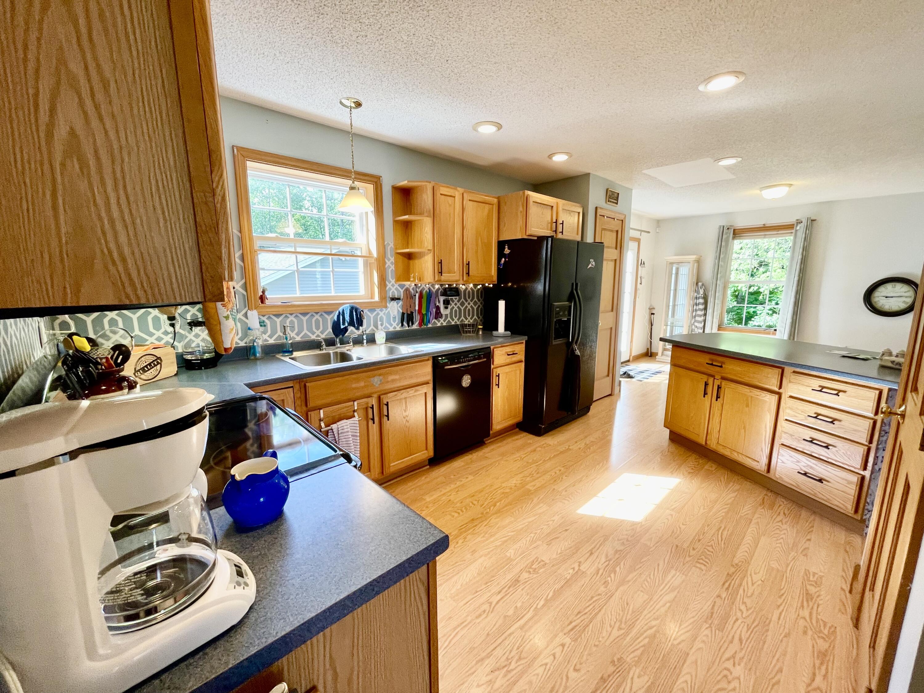 87 New Boston Road Hermon, ME 04401 - Photo 22 of 74 Kitchen