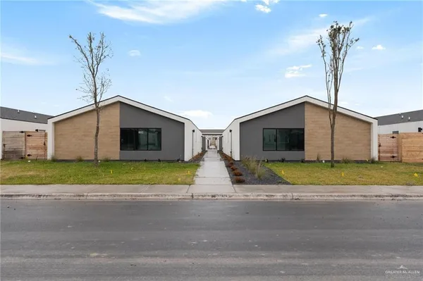 $1,350 | 1304 East Iris Avenue, Unit 4, McAllen, TX 78501