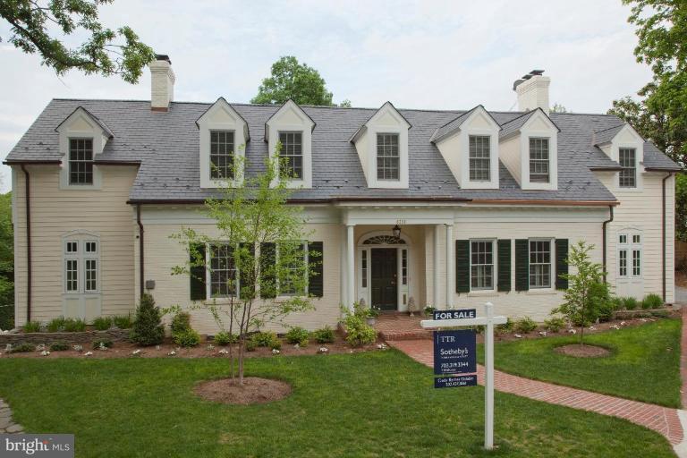 6238 Radcliff Road Alexandria, VA 22307 - Photo 1 of 15 Exterior (Main)