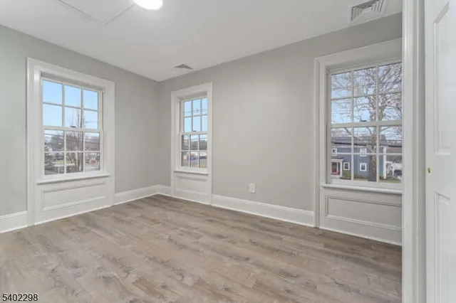 $2,850 | 100 Old Highway 28, Whitehouse Station, NJ 08889