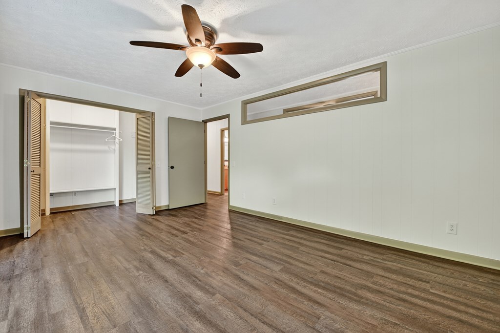 260 Flt Crk Crossing Blue Ridge, GA 30513 - Photo 32 of 64 New Fiberglass Bath Unit