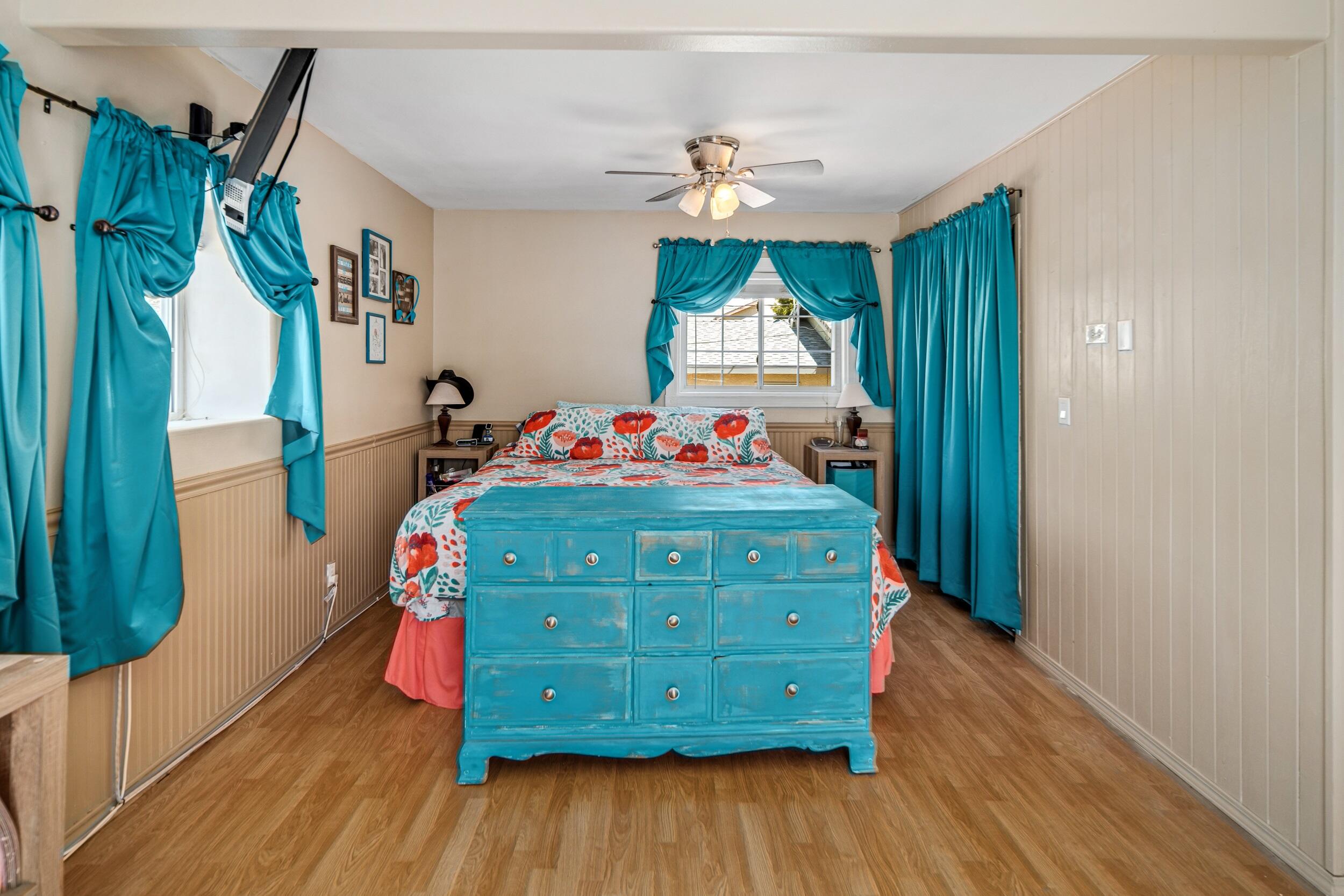 43308 Lookabout Road Lake Hughes, CA 93532 - Photo 15 of 37 Primary Bedroom