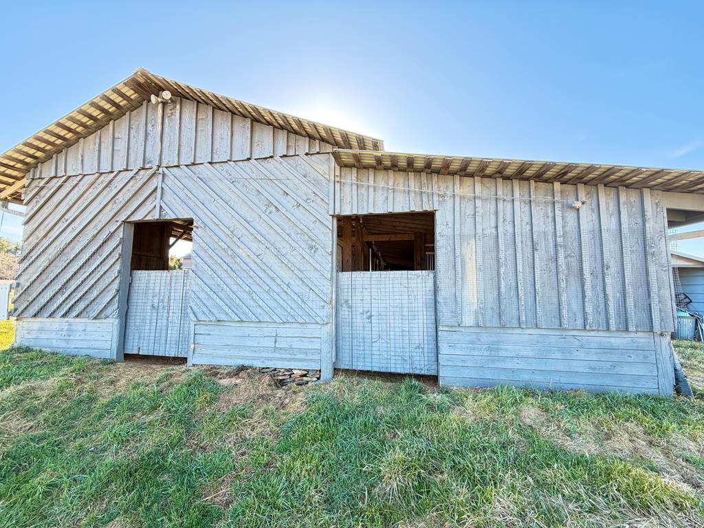 1279 Fishers Gap Road Galax, VA 24333 - Photo 54 of 70 Gallery Image 54