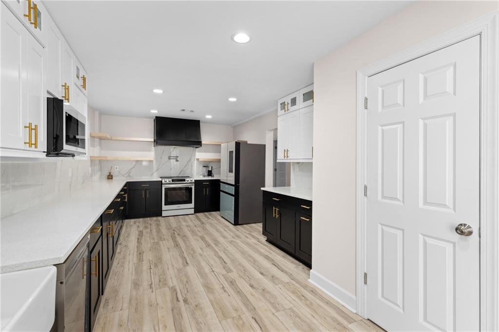 3350 Wildwood Road Suwanee, GA 30024 - Photo 11 of 91