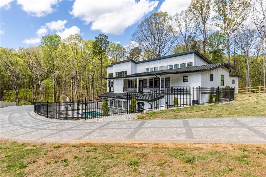 3350 Wildwood Road Suwanee, GA 30024 - Photo 2 of 91