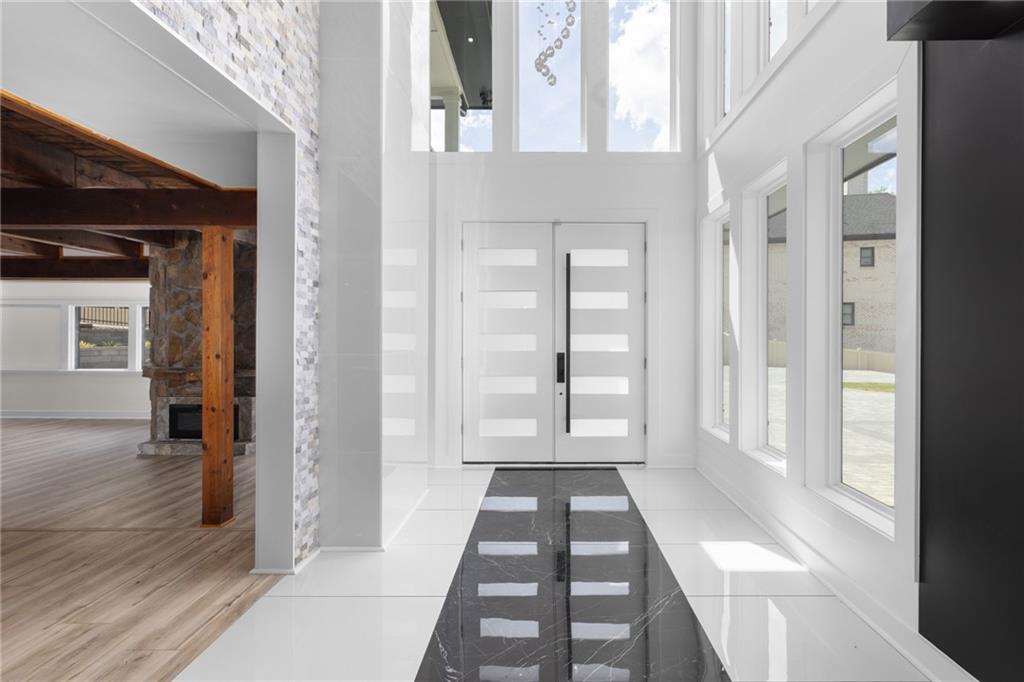 3350 Wildwood Road Suwanee, GA 30024 - Photo 9 of 91