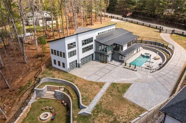 $1,329,000 | 3350 Wildwood Road, Suwanee, GA 30024