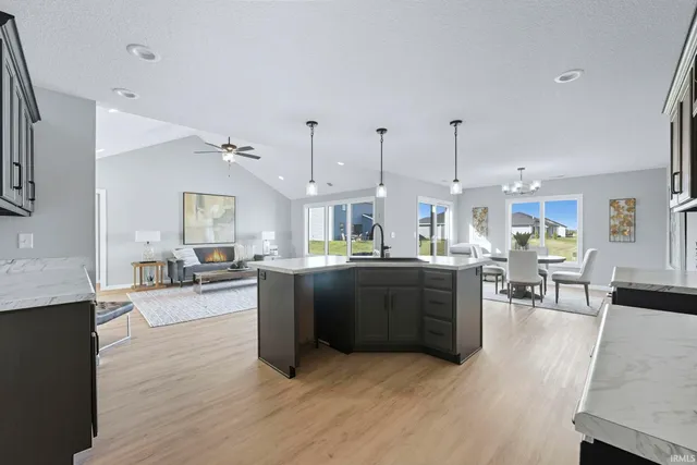 $369,900 | 15433 Brimwillow Drive, Huntertown, IN 46748