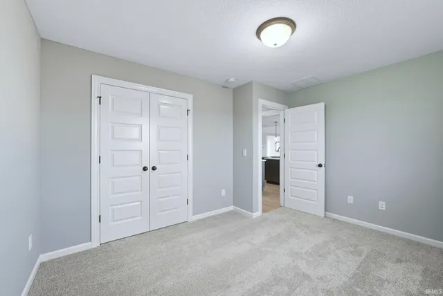 $369,900 | 15433 Brimwillow Drive, Huntertown, IN 46748