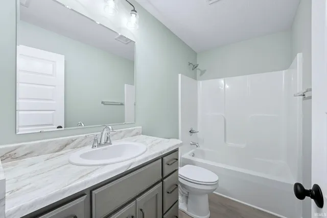 $369,900 | 15433 Brimwillow Drive, Huntertown, IN 46748