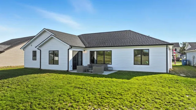 $369,900 | 15433 Brimwillow Drive, Huntertown, IN 46748