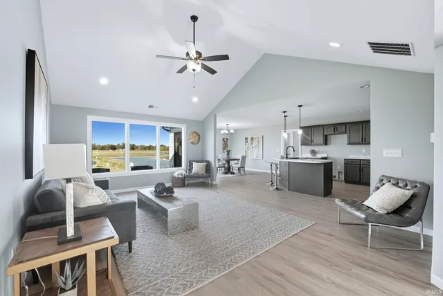 $369,900 | 15433 Brimwillow Drive, Huntertown, IN 46748