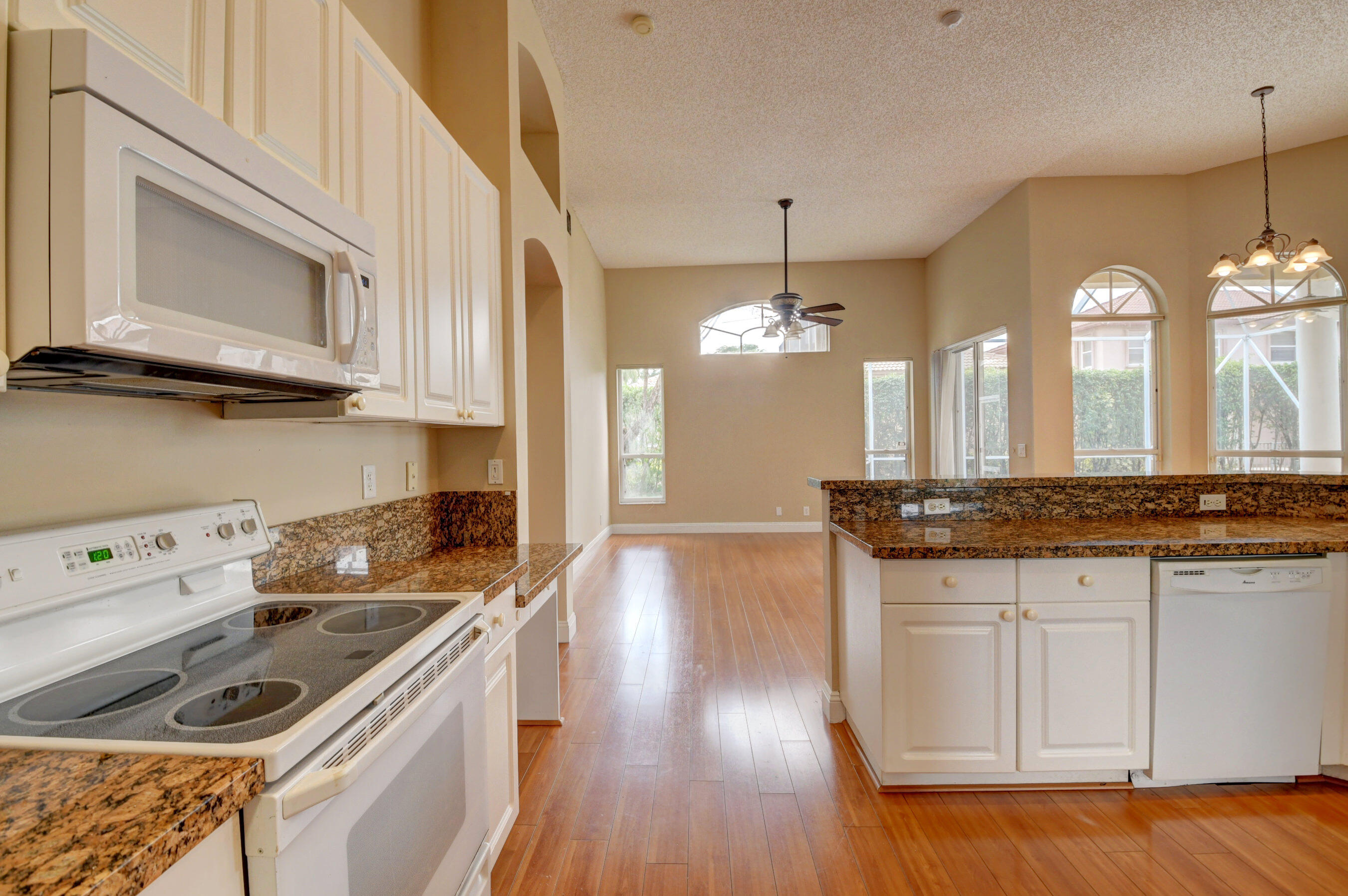 22128 Braddock Place Boca Raton, FL 33428 - Photo 8 of 16 Kitchen 2