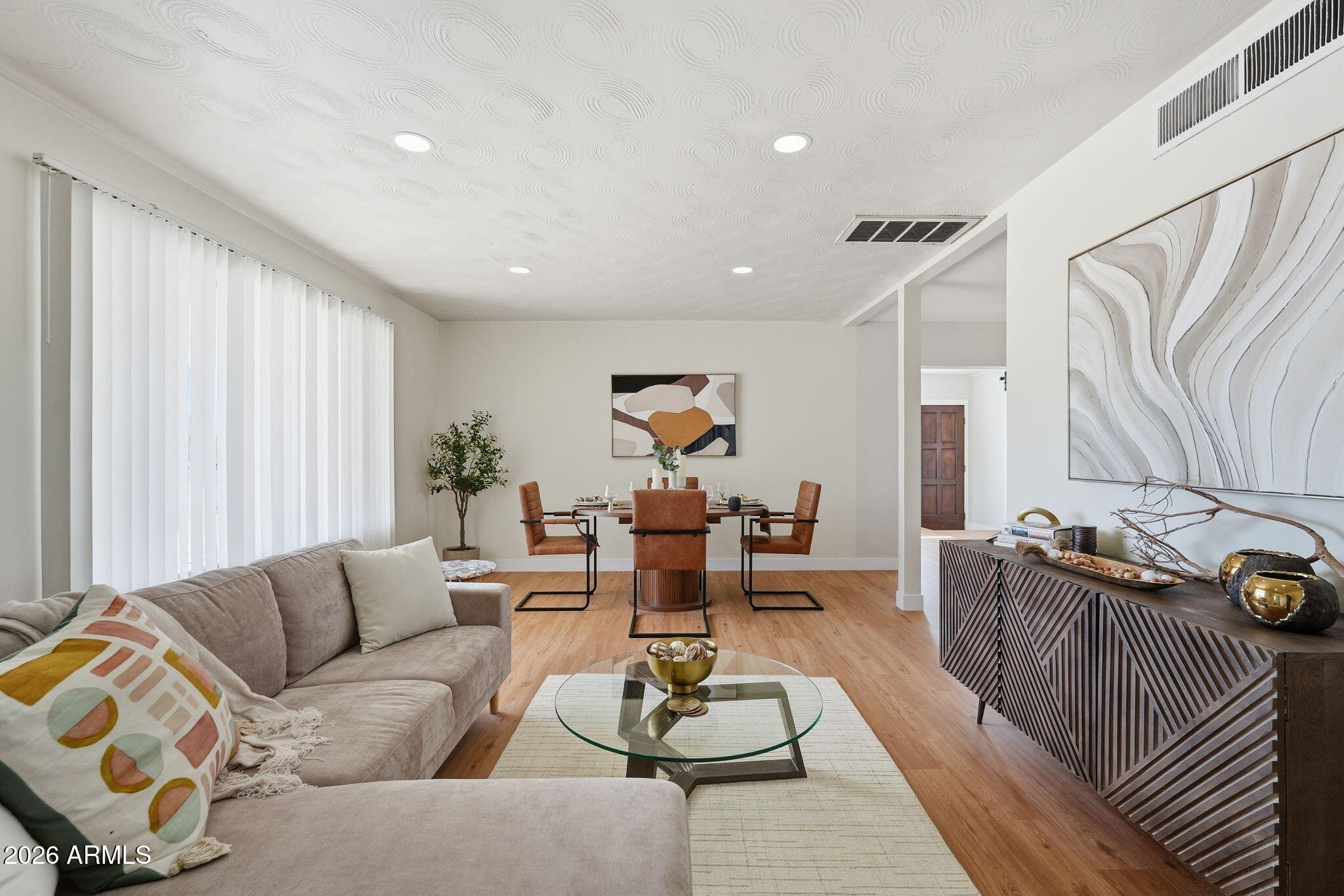 1502 East Hatcher Road Phoenix, AZ 85020 - Photo 4 of 41