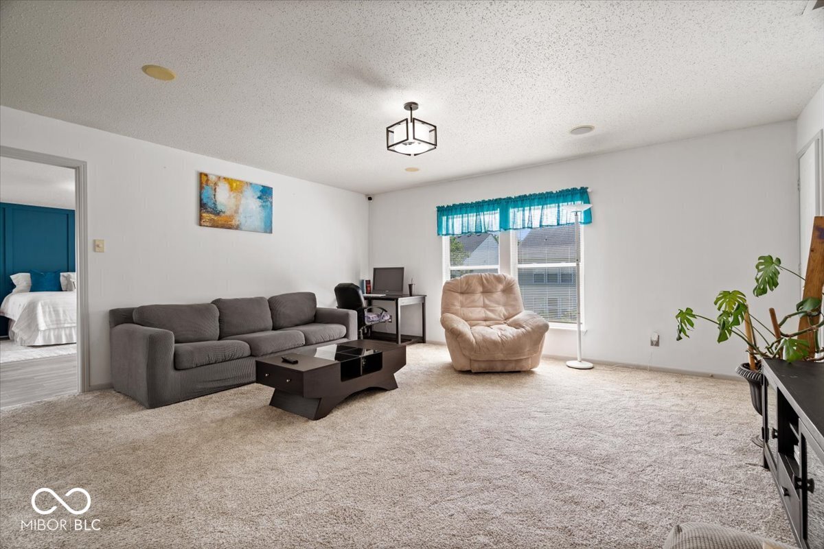 12667 Courage Crossing Fishers, IN 46037 - Photo 14 of 31