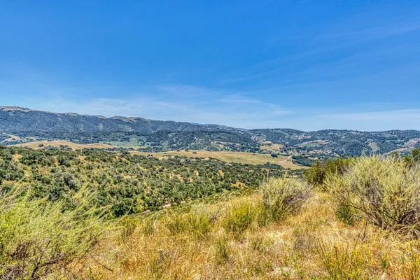 $1,800,000 | San Benancio Road, Salinas, CA 93908