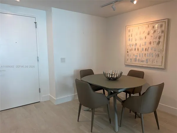 $880,000 | 650 Northeast 32nd Street, Unit 2406, Miami, FL 33137