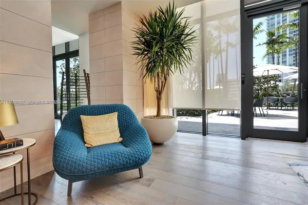 $880,000 | 650 Northeast 32nd Street, Unit 2406, Miami, FL 33137