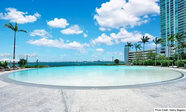 $880,000 | 650 Northeast 32nd Street, Unit 2406, Miami, FL 33137