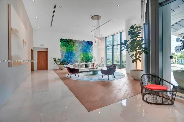 $880,000 | 650 Northeast 32nd Street, Unit 2406, Miami, FL 33137
