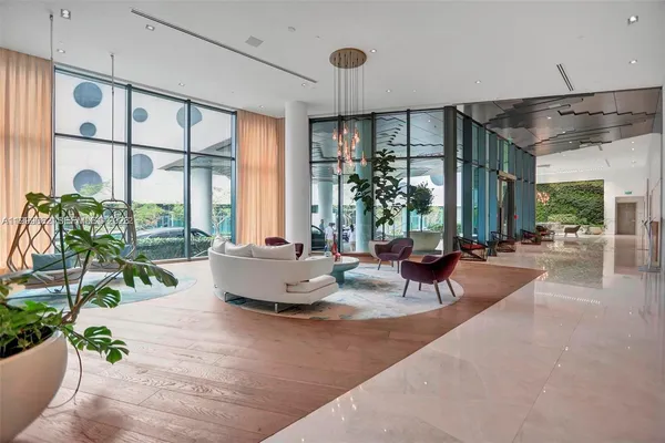 $880,000 | 650 Northeast 32nd Street, Unit 2406, Miami, FL 33137