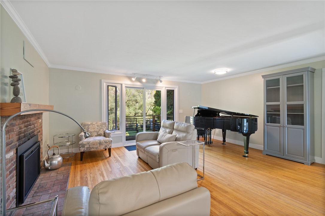 191 Pleasant Way Perinton, NY 14526 - Photo 11 of 26