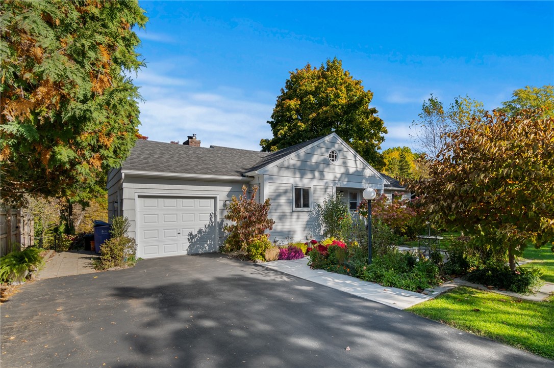 191 Pleasant Way Perinton, NY 14526 - Photo 2 of 26