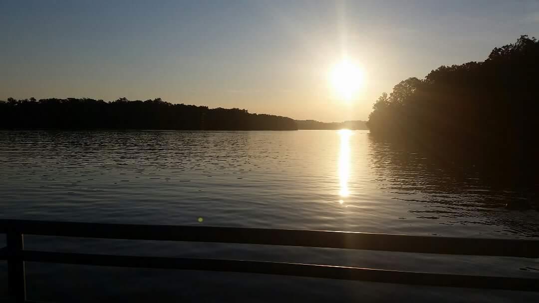 3427 Ralph Phelps Road Louisville, TN 37777 - Photo 2 of 34 Neighborhood Ramp lake shot