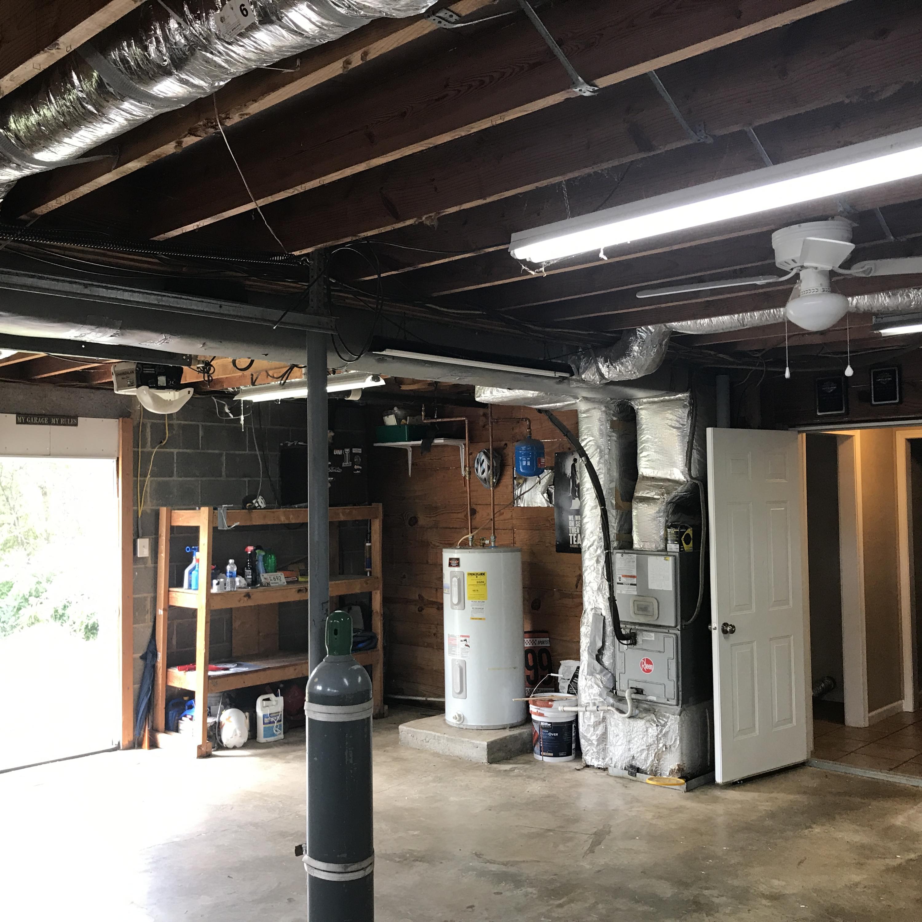 3427 Ralph Phelps Road Louisville, TN 37777 - Photo 31 of 34 Garage is deep enough for a workshop