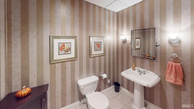 $589,700 | 913 West 20th Street, Jasper, IN 47546