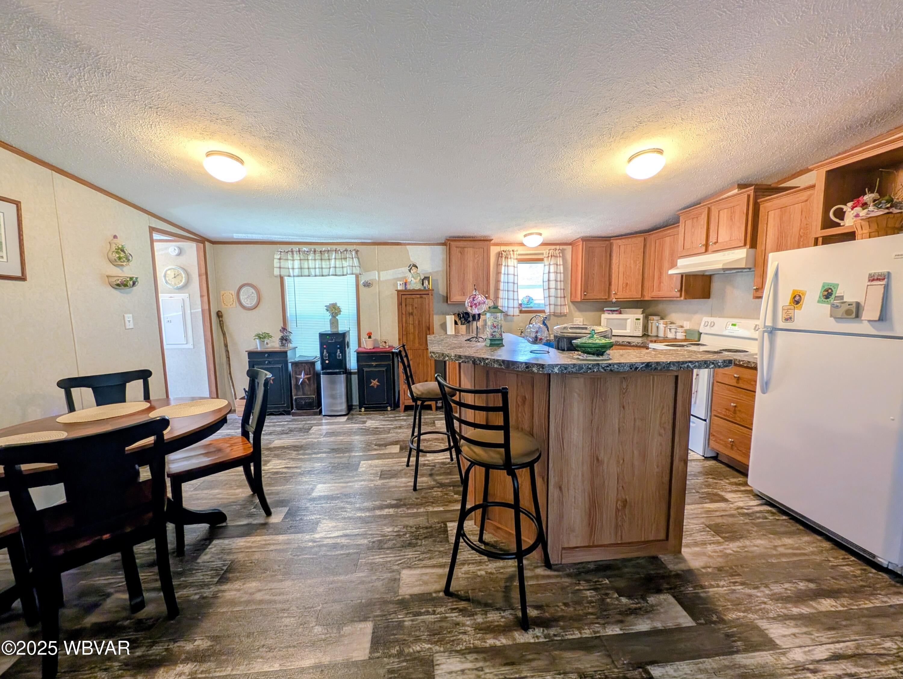6 Avis Lane Avis, PA 17721 - Photo 7 of 18 Kitchen/Dining