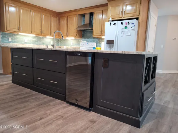 $2,400 | 104 Waccamaw Drive, Hertford, NC 27944