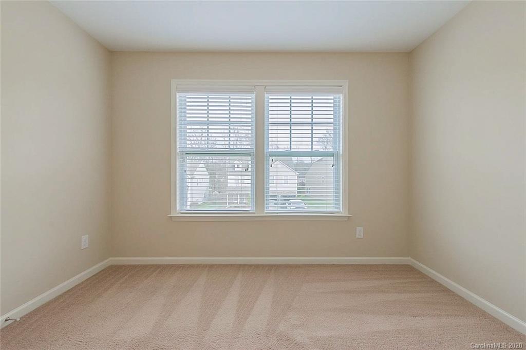 8423 Lustre Road Charlotte, NC 28215 - Photo 12 of 17 Gallery Image 12