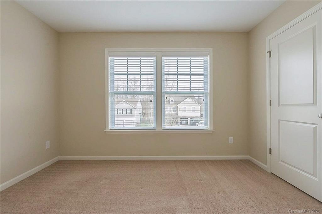 8423 Lustre Road Charlotte, NC 28215 - Photo 13 of 17 Gallery Image 13