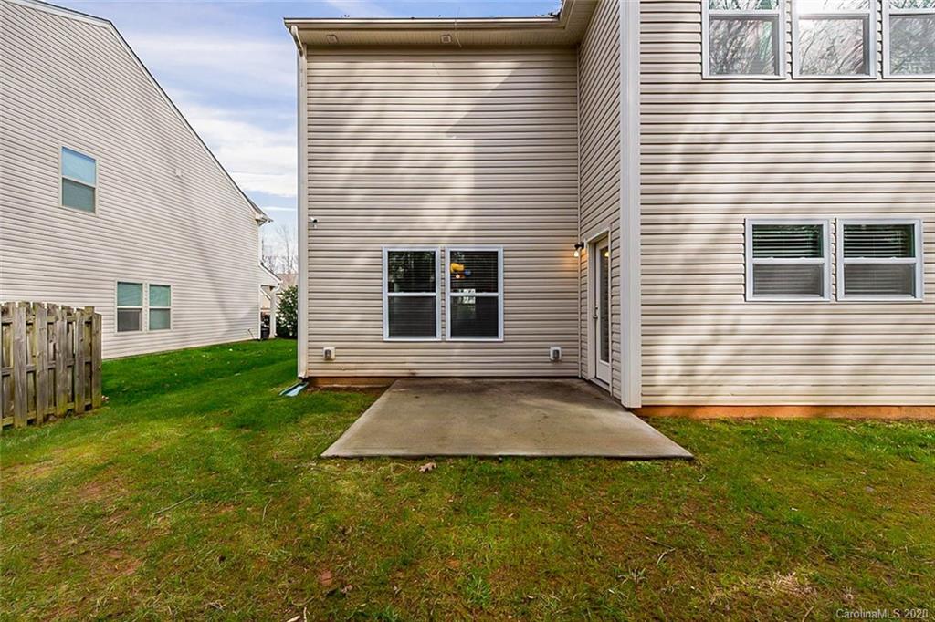 8423 Lustre Road Charlotte, NC 28215 - Photo 6 of 17 Gallery Image 6