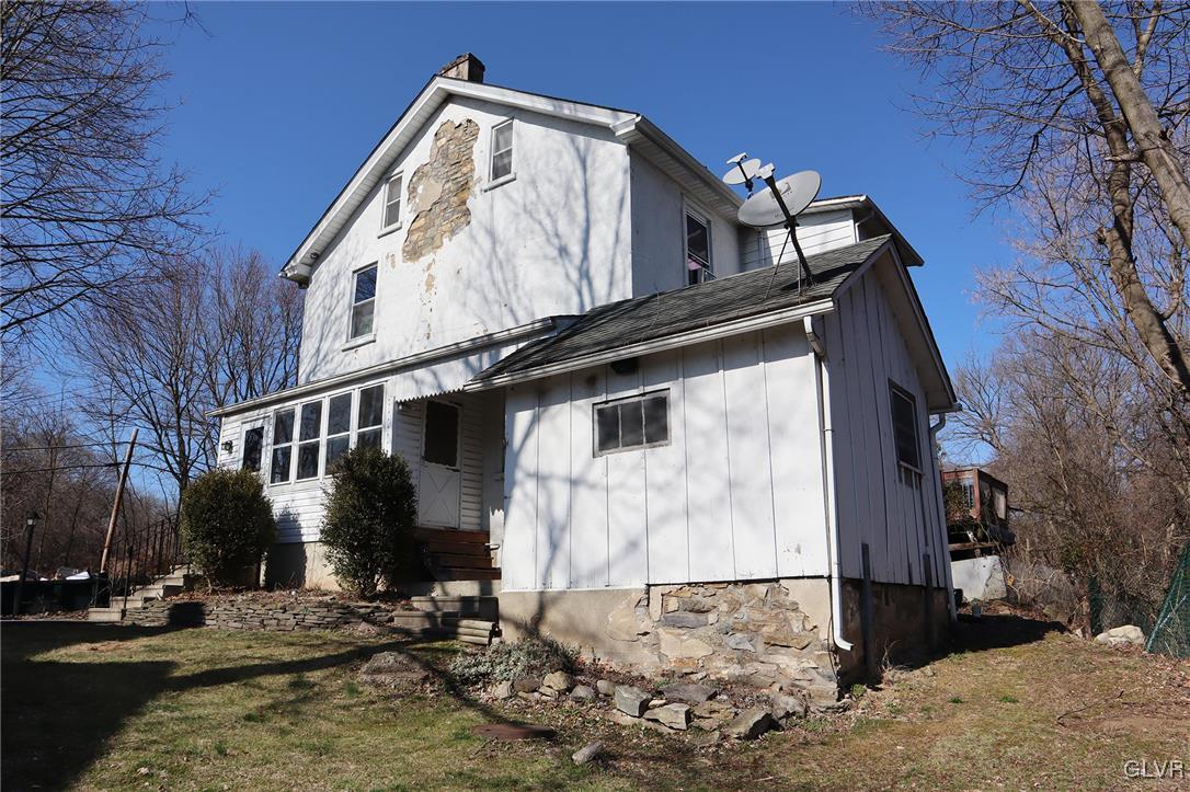14 Riegelsville Warren Glen Road Phillipsburg, NJ 08865 - Photo 4 of 44 Gallery Image 4