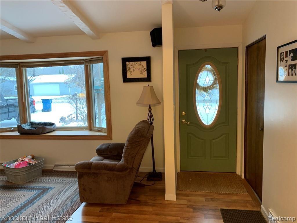 6101 Riverview Road Vassar, MI 48768 - Photo 2 of 21