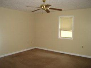 10212 East Laurel Road London, KY 40741 - Photo 5 of 6 Photo 5