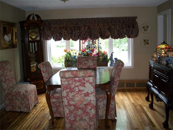 51 Elbert Road Agawam, MA 01001 - Photo 4 of 8 Gallery Image 4