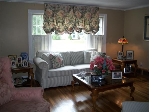 51 Elbert Road Agawam, MA 01001 - Photo 6 of 8 Gallery Image 6