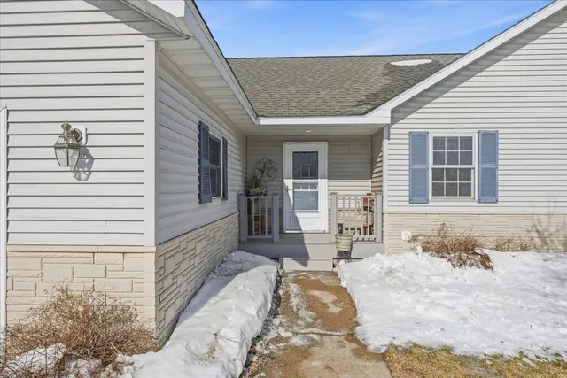 $350,000 | 456 Walnut Ridge Drive, Glenwood City, WI 54013