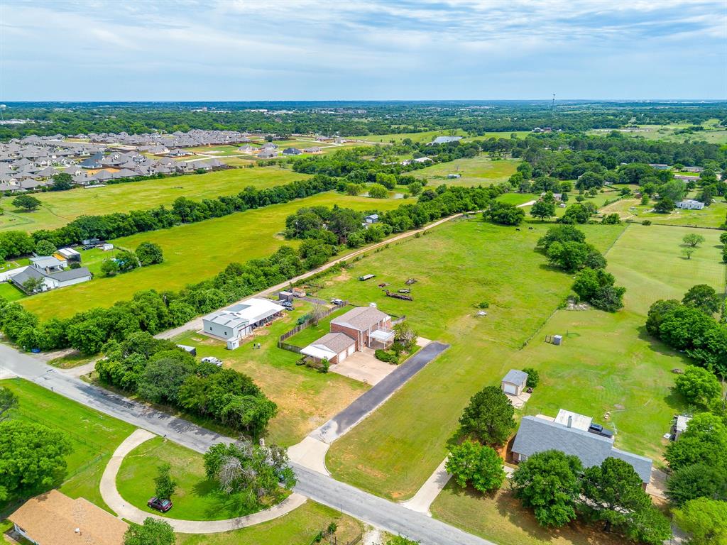 807 Caddo Road Joshua, TX 76058 - Photo 38 of 40