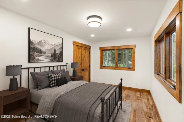 $1,050,000 | 285 Spruce Street, Alpine, WY 83128