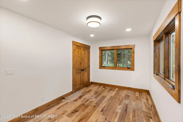 $1,050,000 | 285 Spruce Street, Alpine, WY 83128